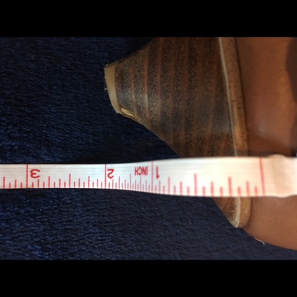 Steve Madden “Trentt” Cognac Leather Booties - Picture 5 of 8